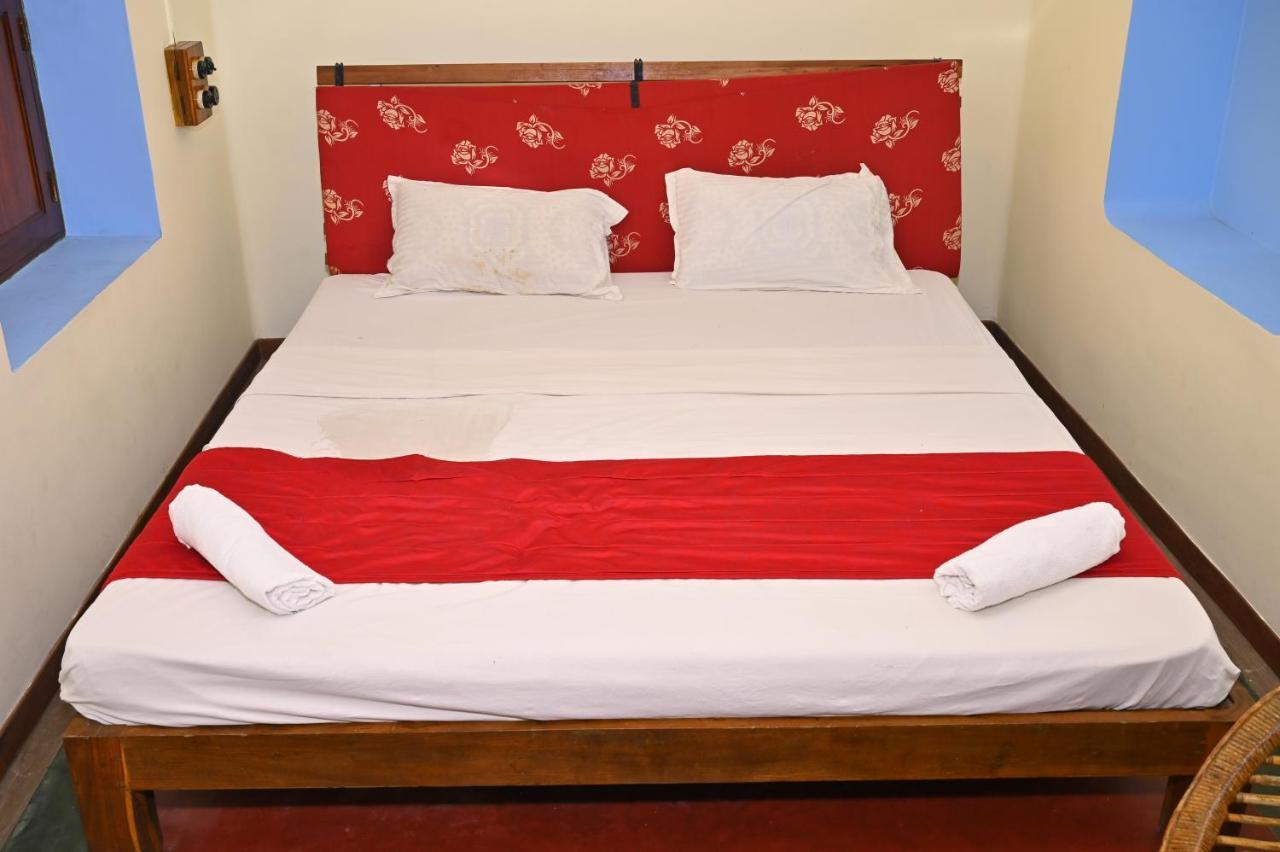 Les Boganveillea Heritage Guest House Auroville Exterior foto