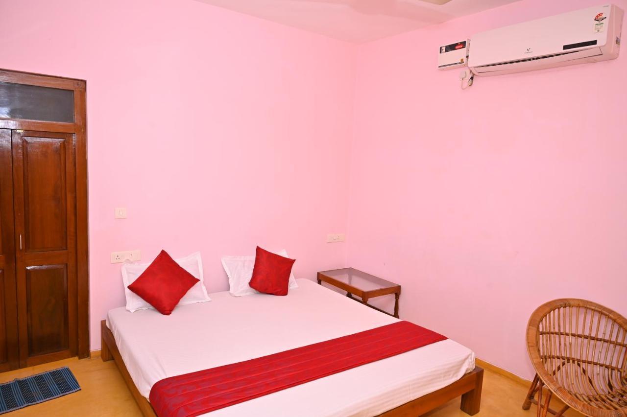 Les Boganveillea Heritage Guest House Auroville Exterior foto