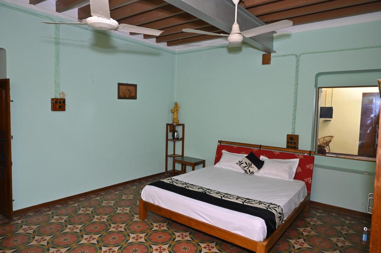 Les Boganveillea Heritage Guest House Auroville Exterior foto