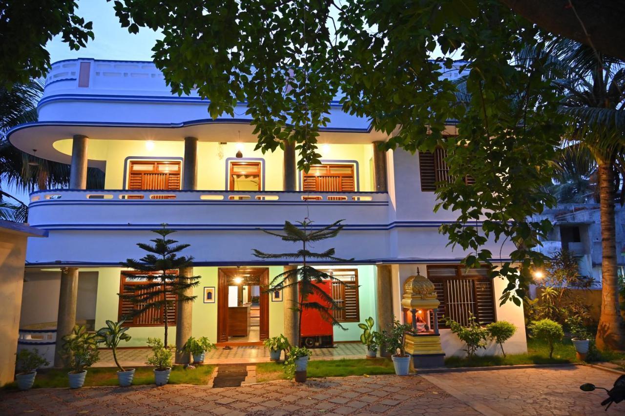 Les Boganveillea Heritage Guest House Auroville Exterior foto